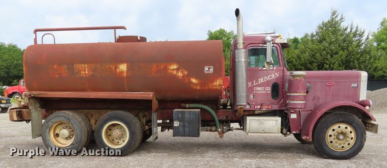 image for item DD6377 1974 Peterbilt 359M tank truck