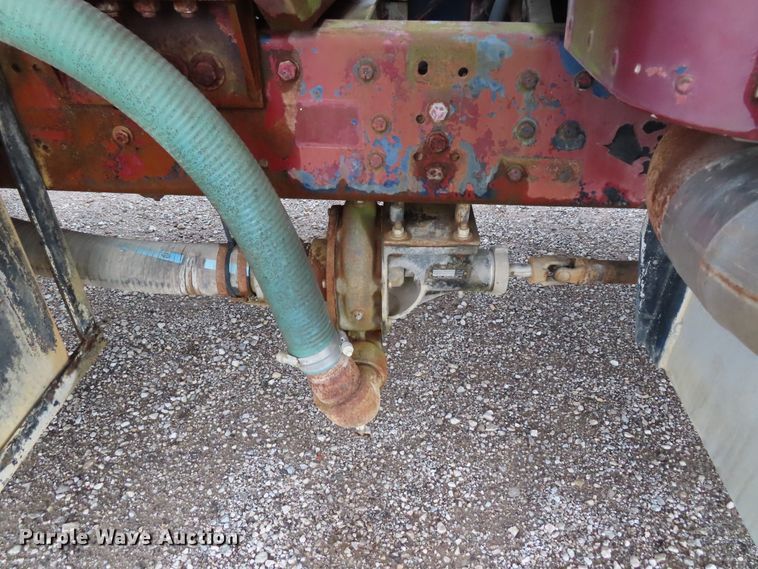 image for item DD6377 1974 Peterbilt 359M tank truck