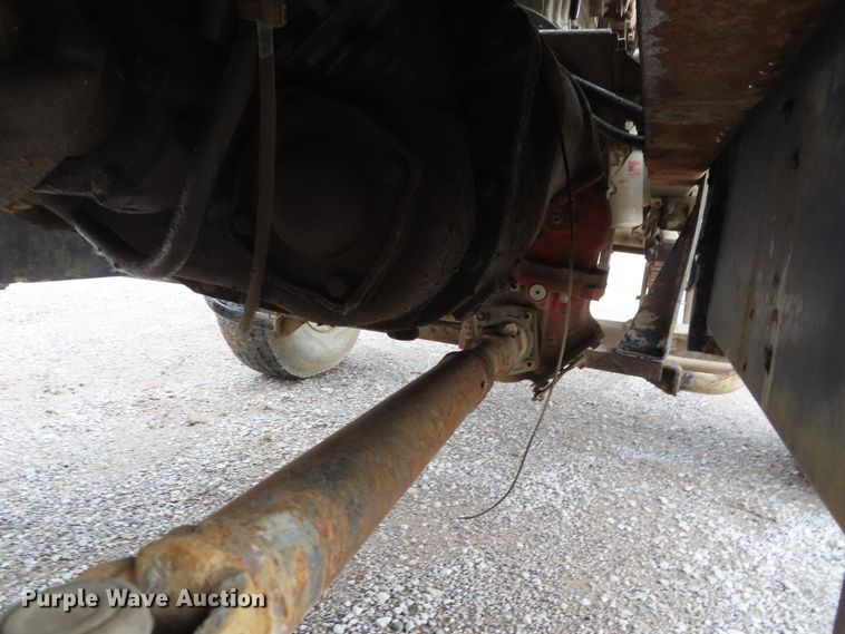 image for item DD6377 1974 Peterbilt 359M tank truck