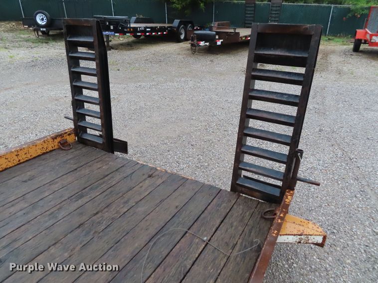 image for item DD6380 2003 Redi Haul SL12+2H utility trailer