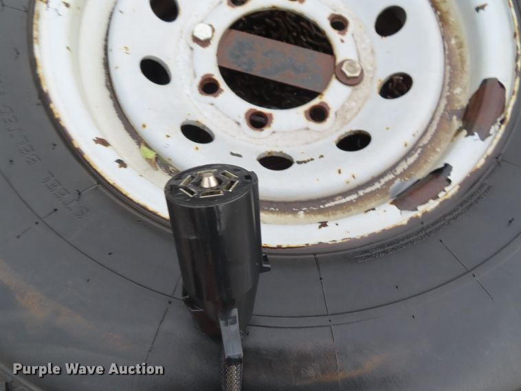 image for item DD6381 2008 Hillsboro S420-2X-BT equipment trailer