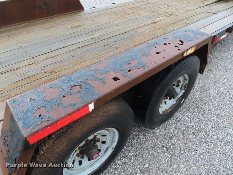 image for item DD6381 2008 Hillsboro S420-2X-BT equipment trailer