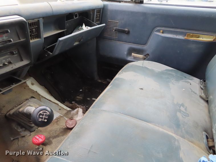 image for item DD6383 1990 Ford F450 Super Duty flat dump bed truck