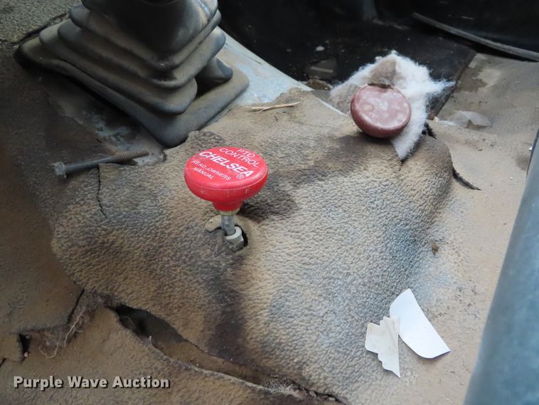 image for item DD6383 1990 Ford F450 Super Duty flat dump bed truck