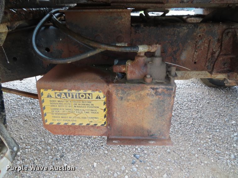 image for item DD6383 1990 Ford F450 Super Duty flat dump bed truck