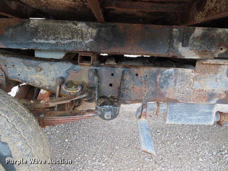 image for item DD6383 1990 Ford F450 Super Duty flat dump bed truck