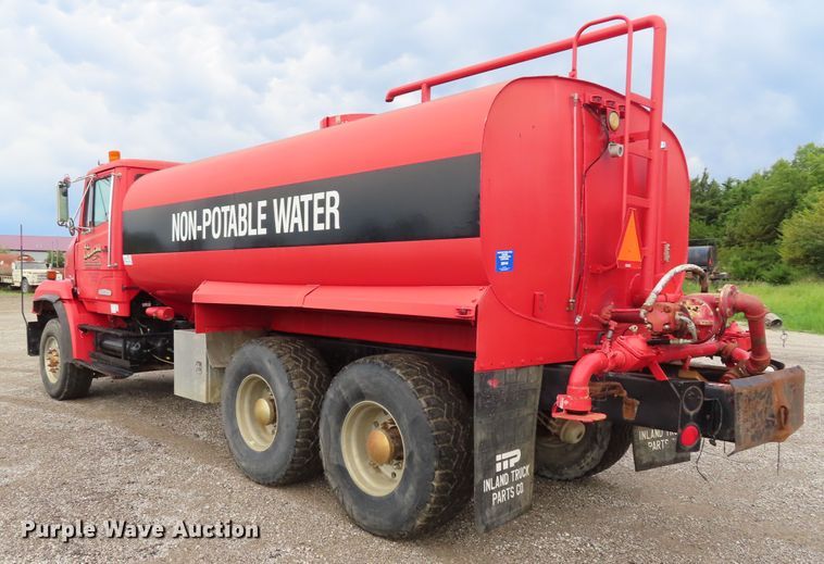 image for item DD6384 1987 Freightliner FLC tank truck