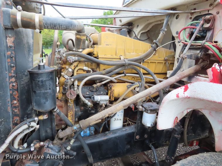 image for item DD6384 1987 Freightliner FLC tank truck