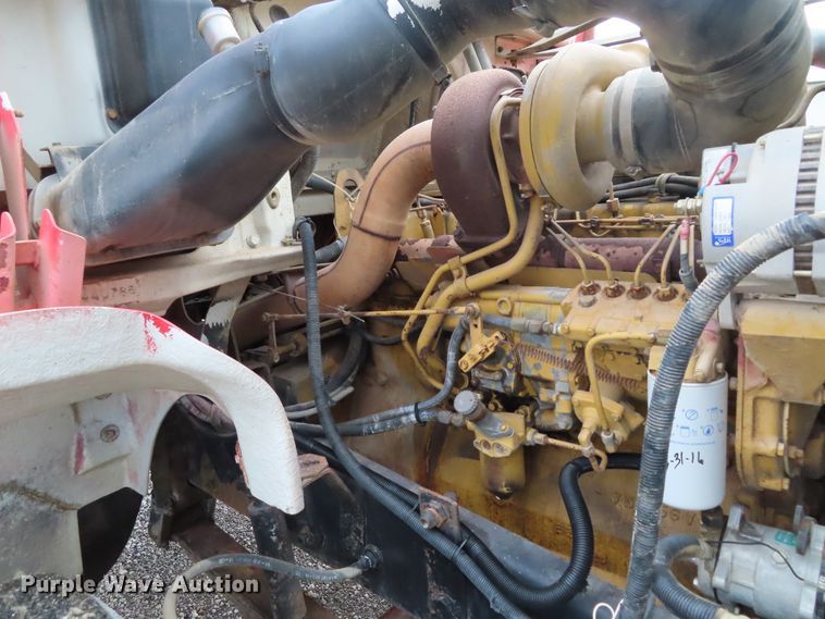 image for item DD6384 1987 Freightliner FLC tank truck