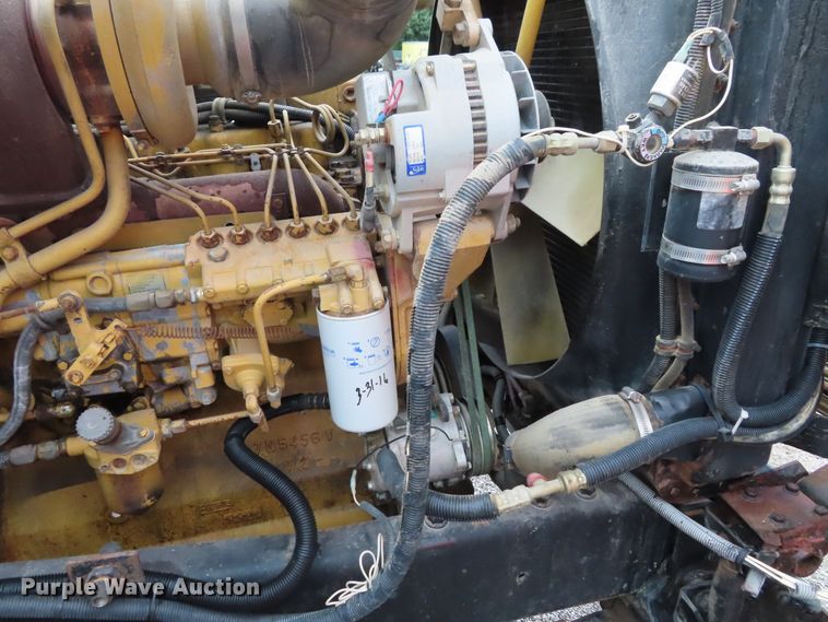 image for item DD6384 1987 Freightliner FLC tank truck