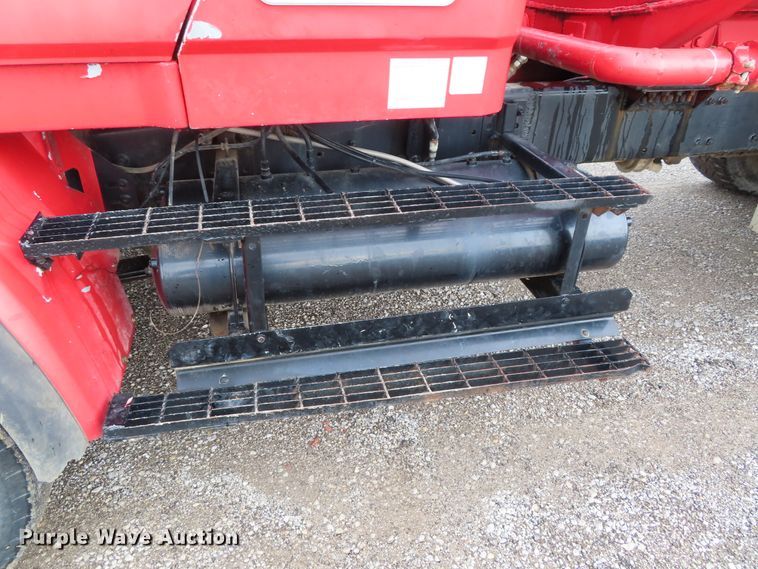 image for item DD6384 1987 Freightliner FLC tank truck