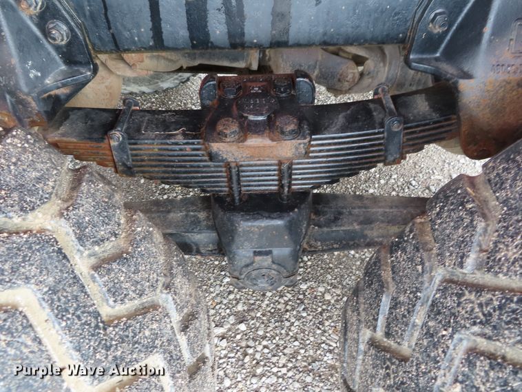 image for item DD6384 1987 Freightliner FLC tank truck