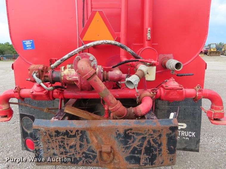 image for item DD6384 1987 Freightliner FLC tank truck