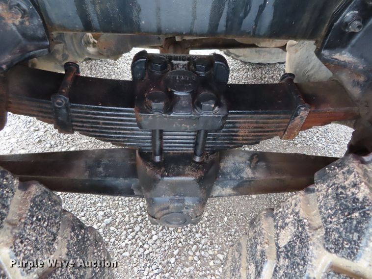 image for item DD6384 1987 Freightliner FLC tank truck