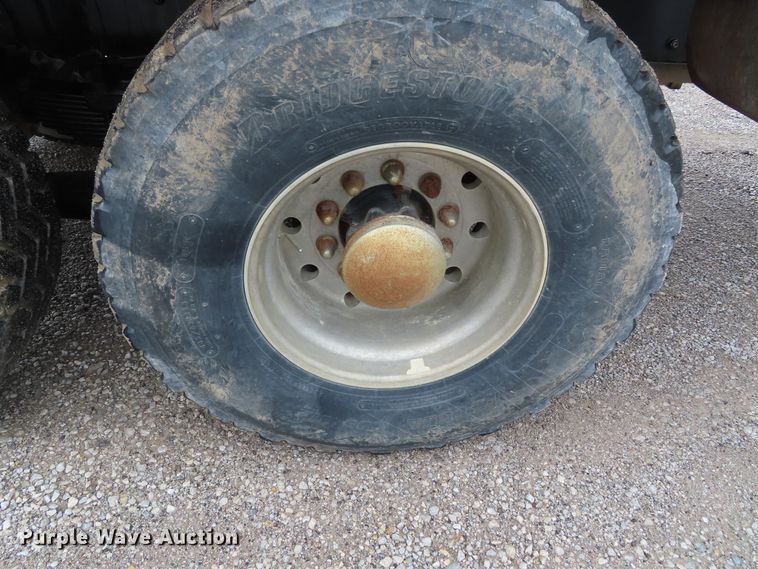 image for item DD6384 1987 Freightliner FLC tank truck