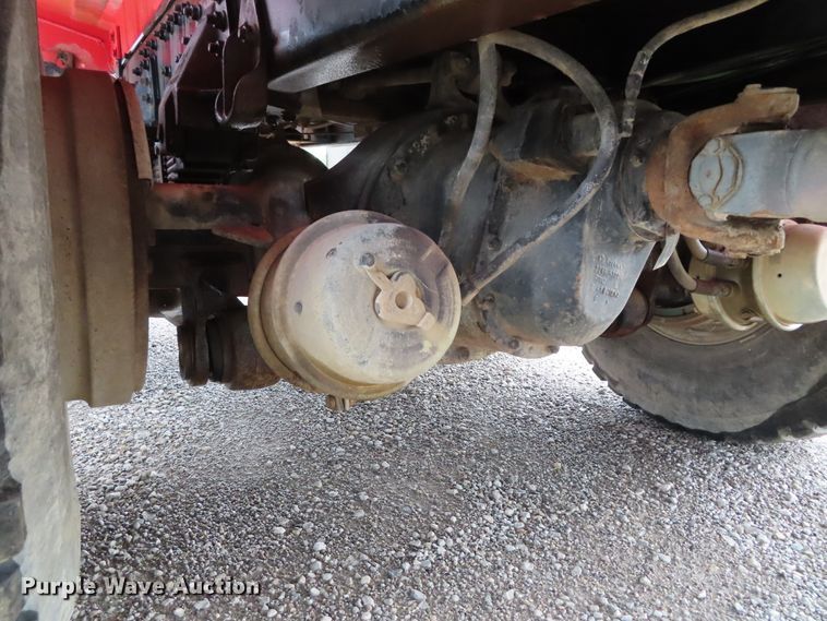 image for item DD6384 1987 Freightliner FLC tank truck