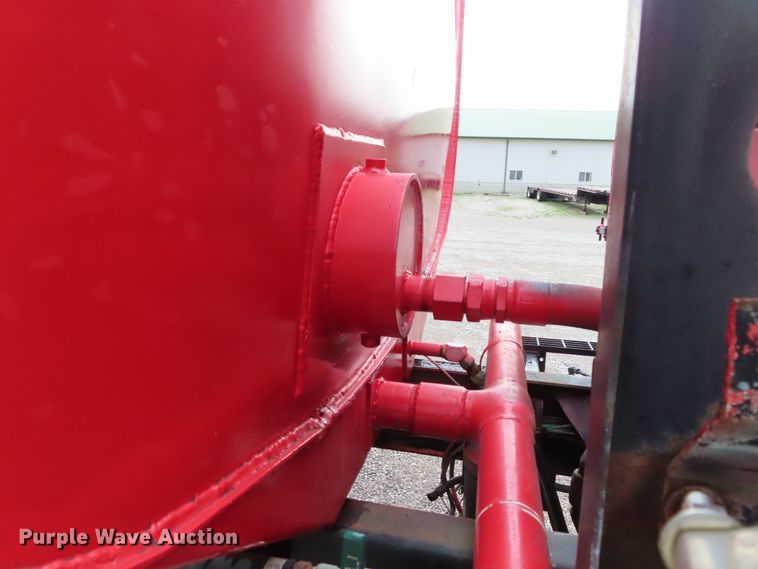 image for item DD6384 1987 Freightliner FLC tank truck