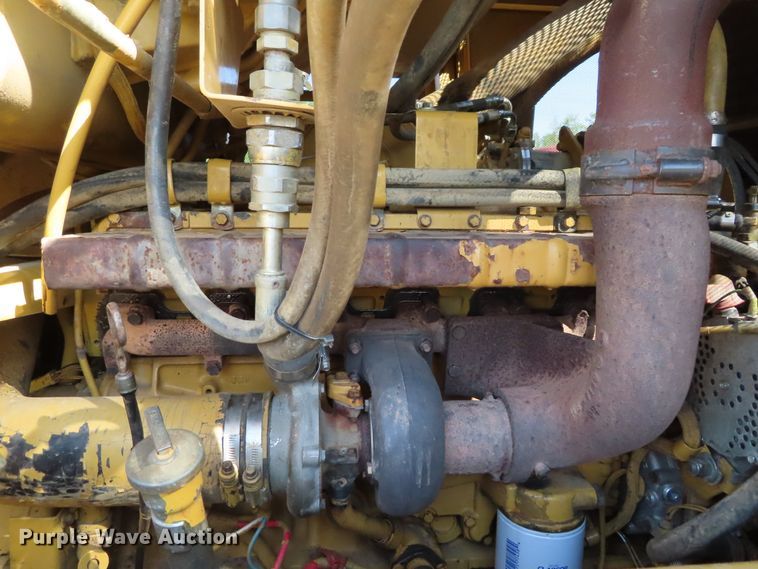 image for item DD6399 1997 Caterpillar 963B track loader