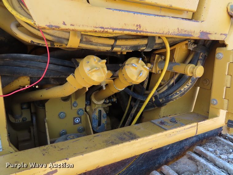 image for item DD6399 1997 Caterpillar 963B track loader