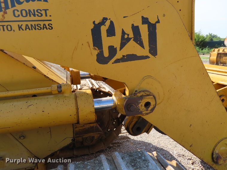 image for item DD6399 1997 Caterpillar 963B track loader