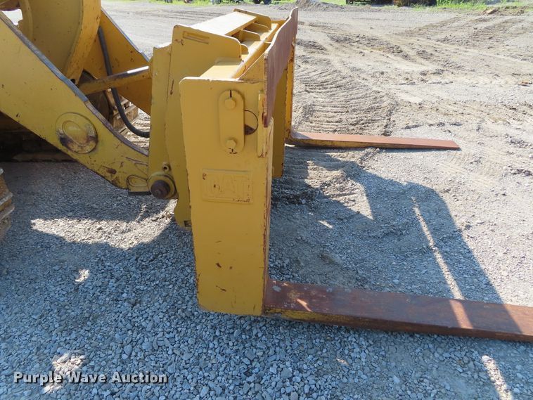 image for item DD6399 1997 Caterpillar 963B track loader