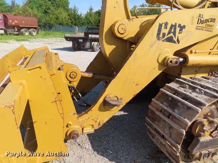 image for item DD6399 1997 Caterpillar 963B track loader