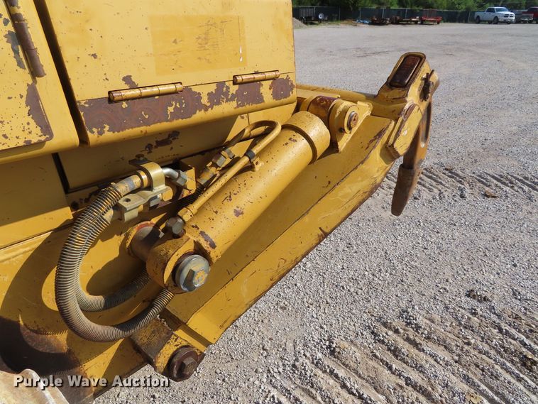 image for item DD6399 1997 Caterpillar 963B track loader