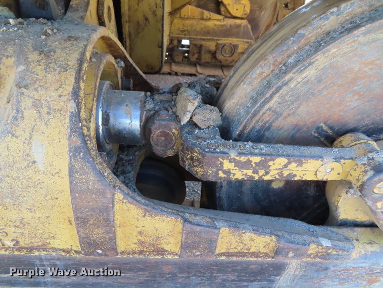 image for item DD6399 1997 Caterpillar 963B track loader