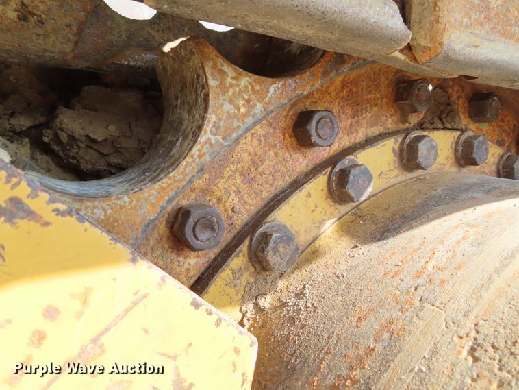 image for item DD6399 1997 Caterpillar 963B track loader