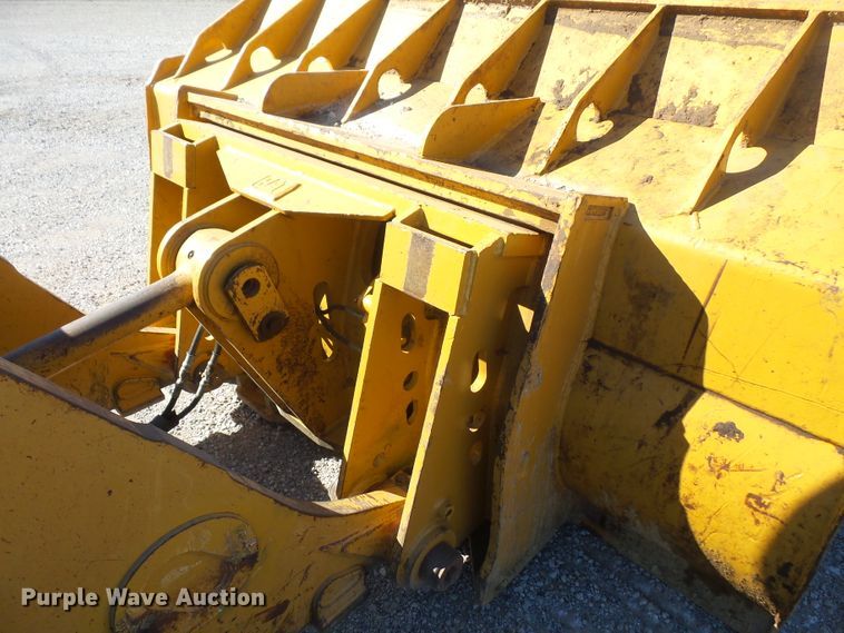image for item DD6399 1997 Caterpillar 963B track loader