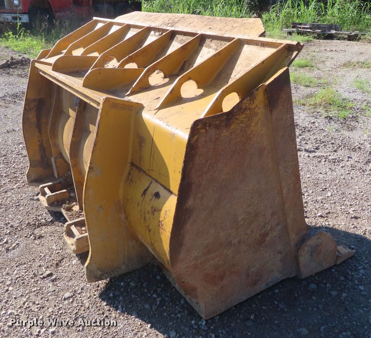 image for item DD6399 1997 Caterpillar 963B track loader