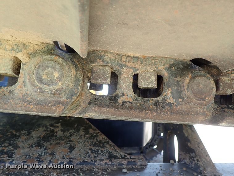 image for item DE5520 2004 JLG 660SJC boom lift