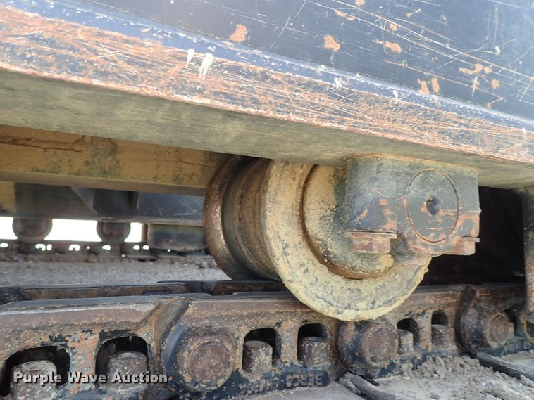 image for item DE5520 2004 JLG 660SJC boom lift