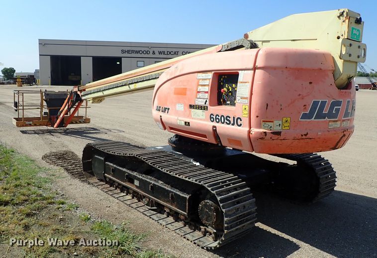 image for item DE5527 2001 JLG 660SJC boom lift