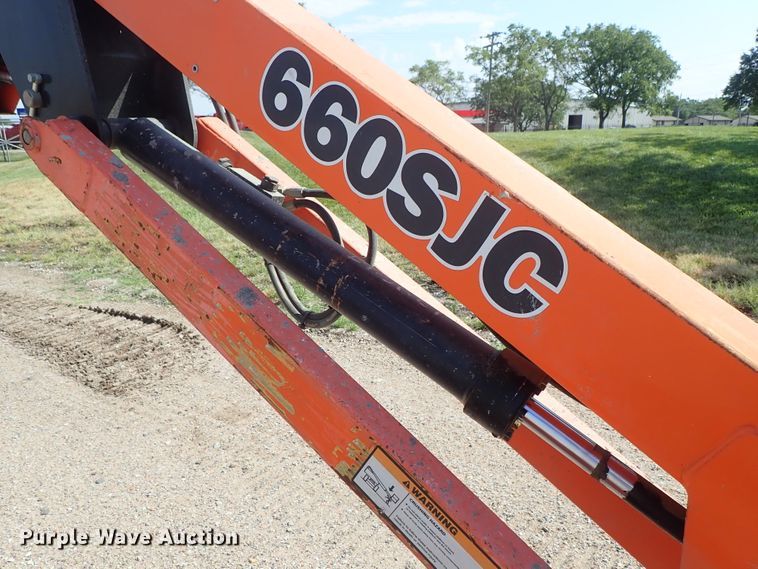 image for item DE5527 2001 JLG 660SJC boom lift