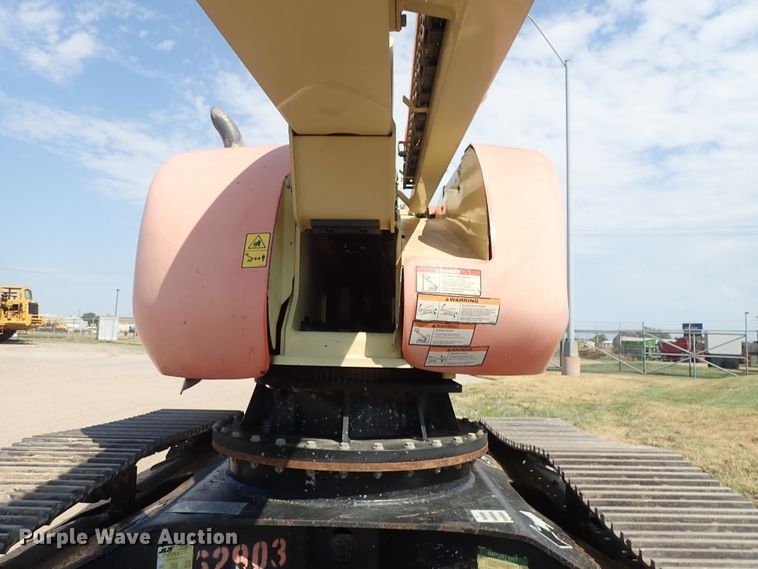 image for item DE5527 2001 JLG 660SJC boom lift
