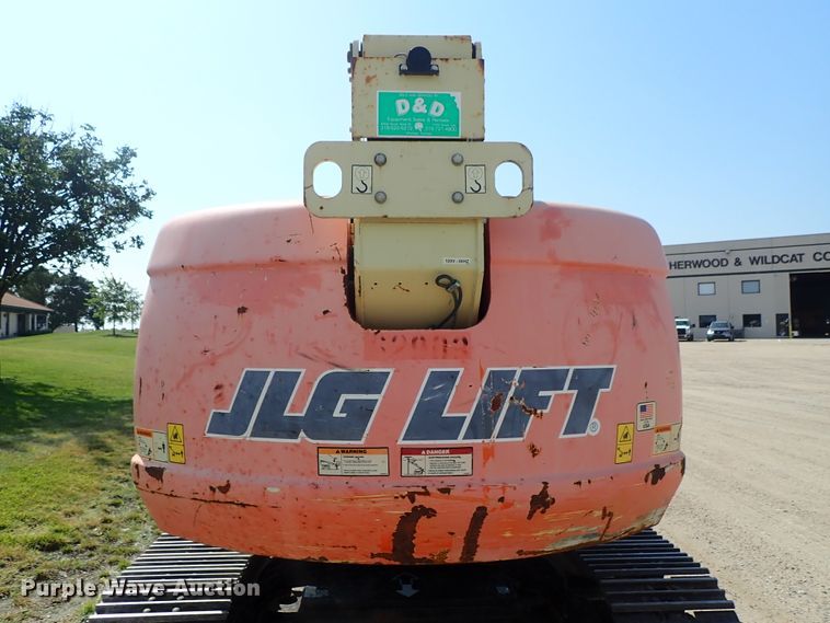 image for item DE5527 2001 JLG 660SJC boom lift