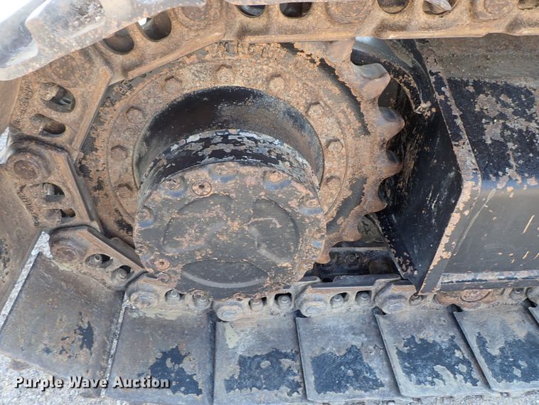 image for item DE5527 2001 JLG 660SJC boom lift