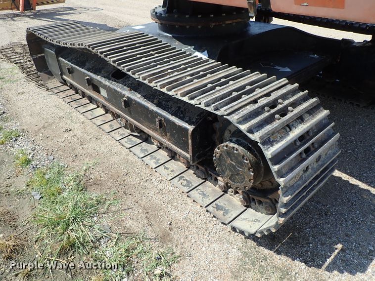 image for item DE5527 2001 JLG 660SJC boom lift