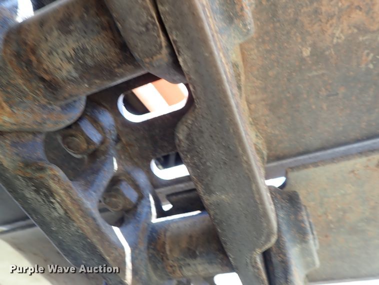 image for item DE5527 2001 JLG 660SJC boom lift