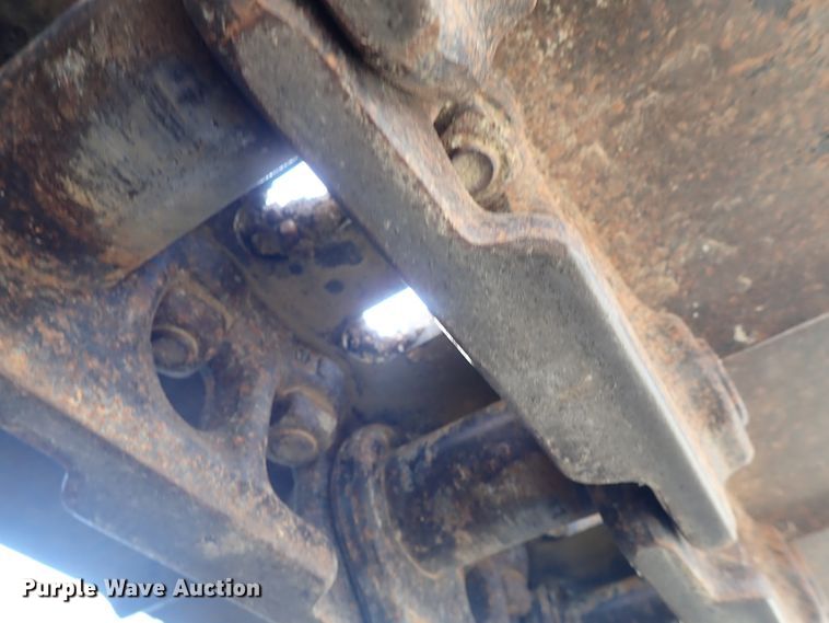 image for item DE5527 2001 JLG 660SJC boom lift