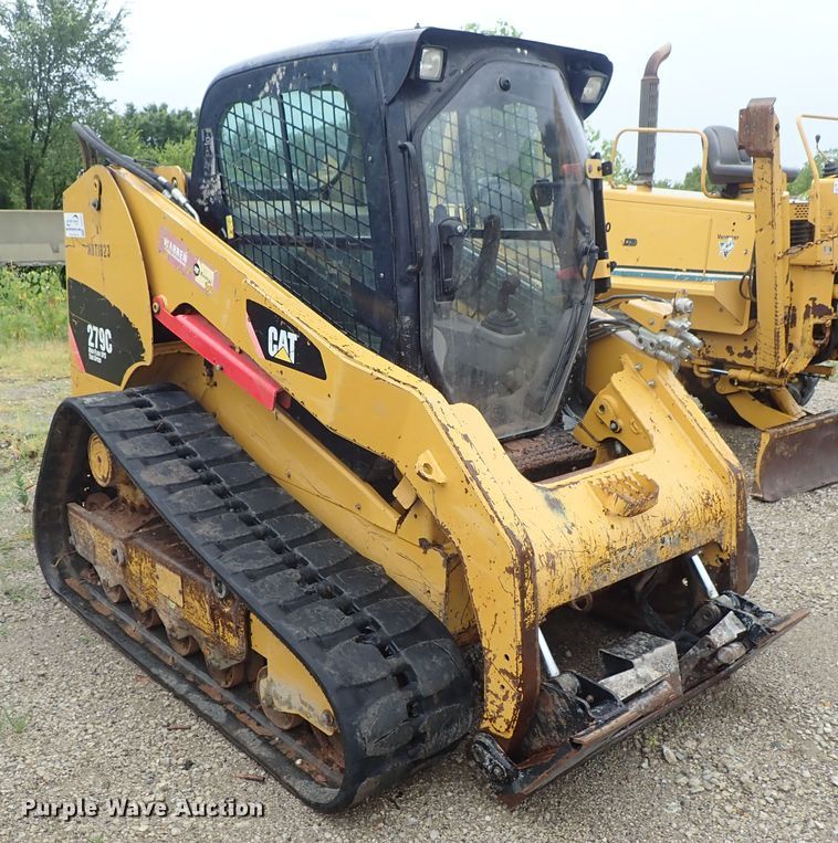 image for item DE5544 2011 Caterpillar 279C skid steer