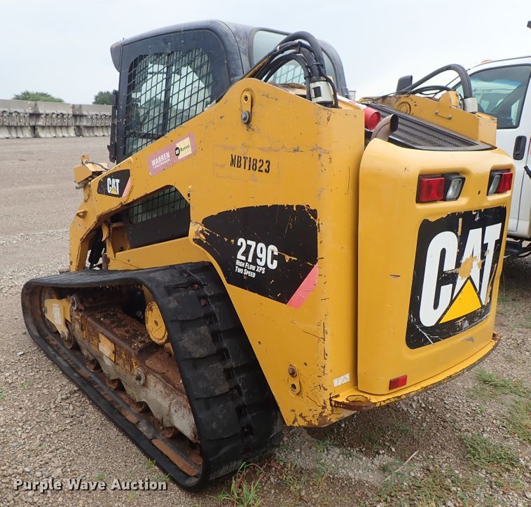 image for item DE5544 2011 Caterpillar 279C skid steer