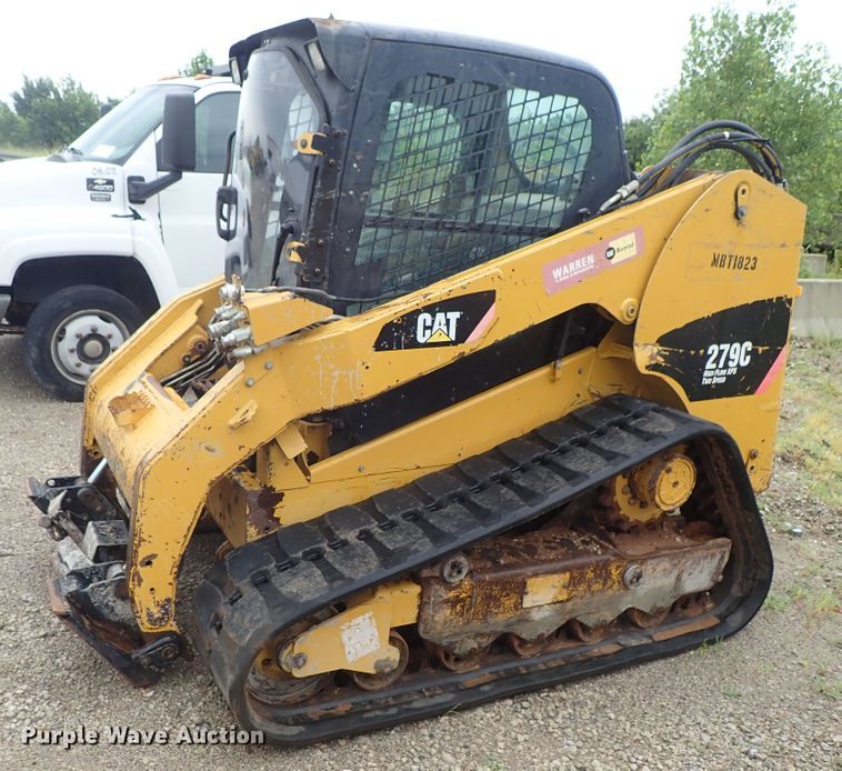 image for item DE5544 2011 Caterpillar 279C skid steer