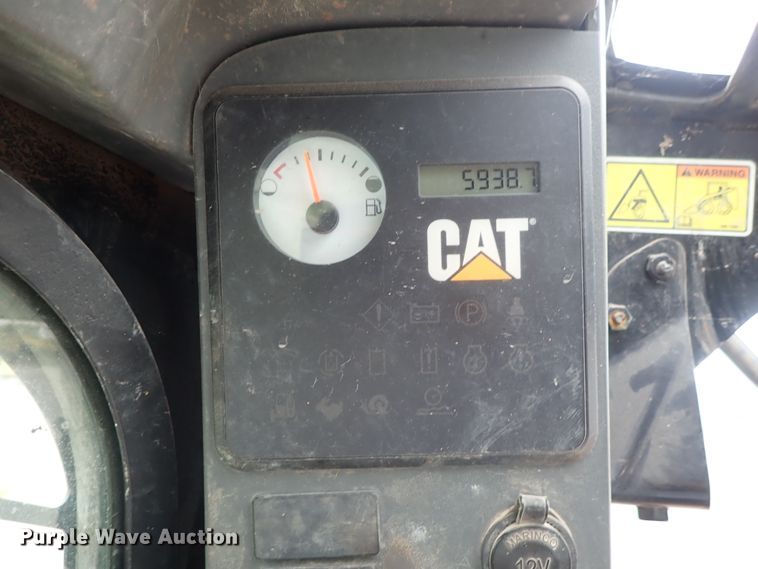 image for item DE5544 2011 Caterpillar 279C skid steer