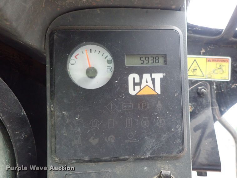 image for item DE5544 2011 Caterpillar 279C skid steer