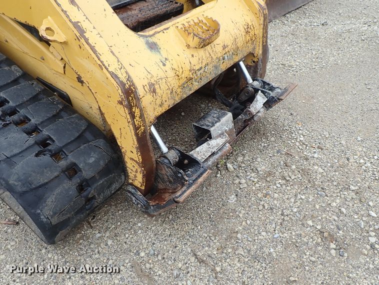 image for item DE5544 2011 Caterpillar 279C skid steer