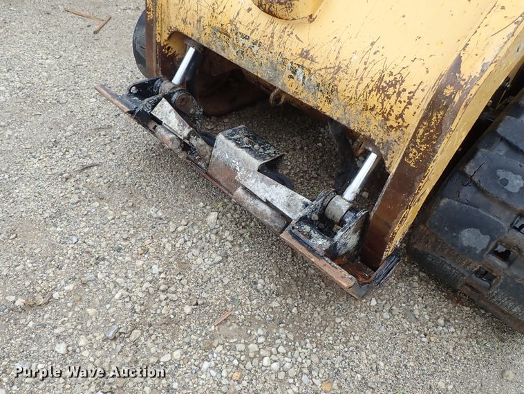 image for item DE5544 2011 Caterpillar 279C skid steer