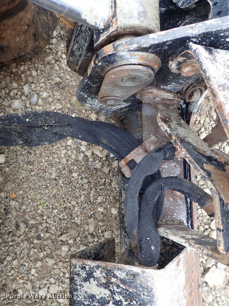 image for item DE5544 2011 Caterpillar 279C skid steer