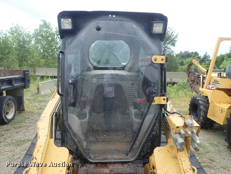 image for item DE5544 2011 Caterpillar 279C skid steer